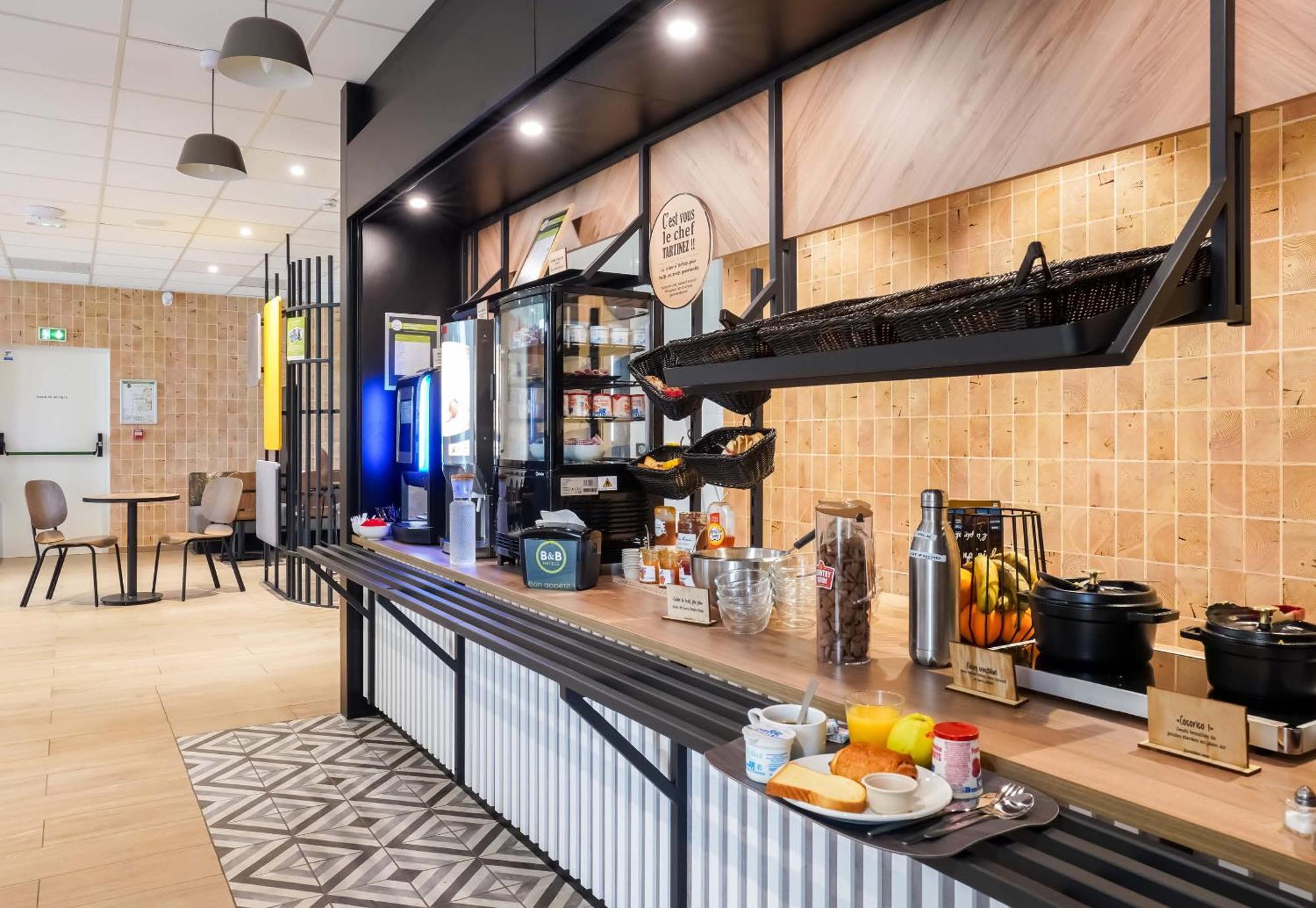 B&B Hotel Paris Porte D'Orleans Montrouge Esterno foto
