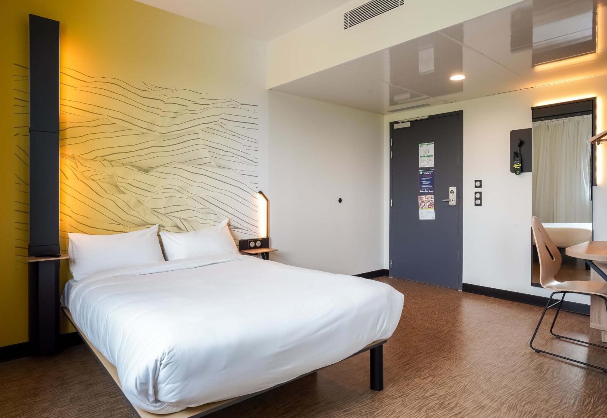 B&B Hotel Paris Porte D'Orleans Montrouge Esterno foto