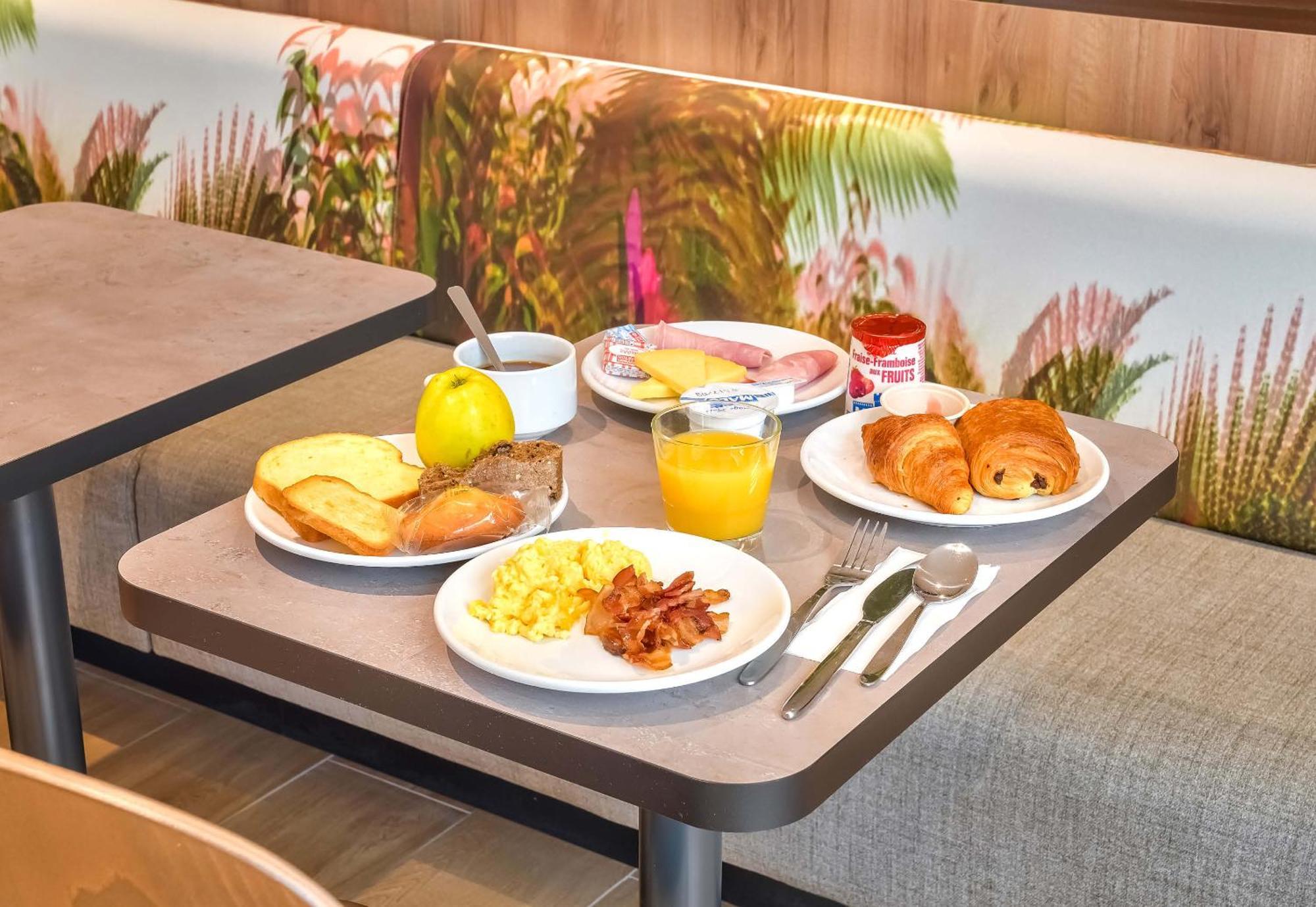 B&B Hotel Paris Porte D'Orleans Montrouge Esterno foto