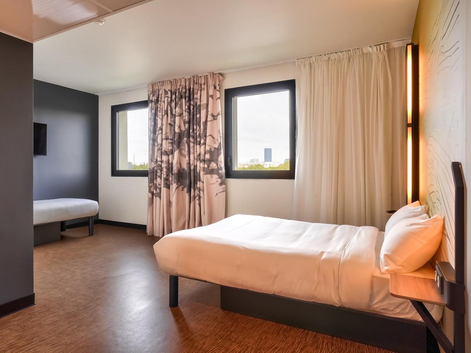 B&B Hotel Paris Porte D'Orleans Montrouge Esterno foto